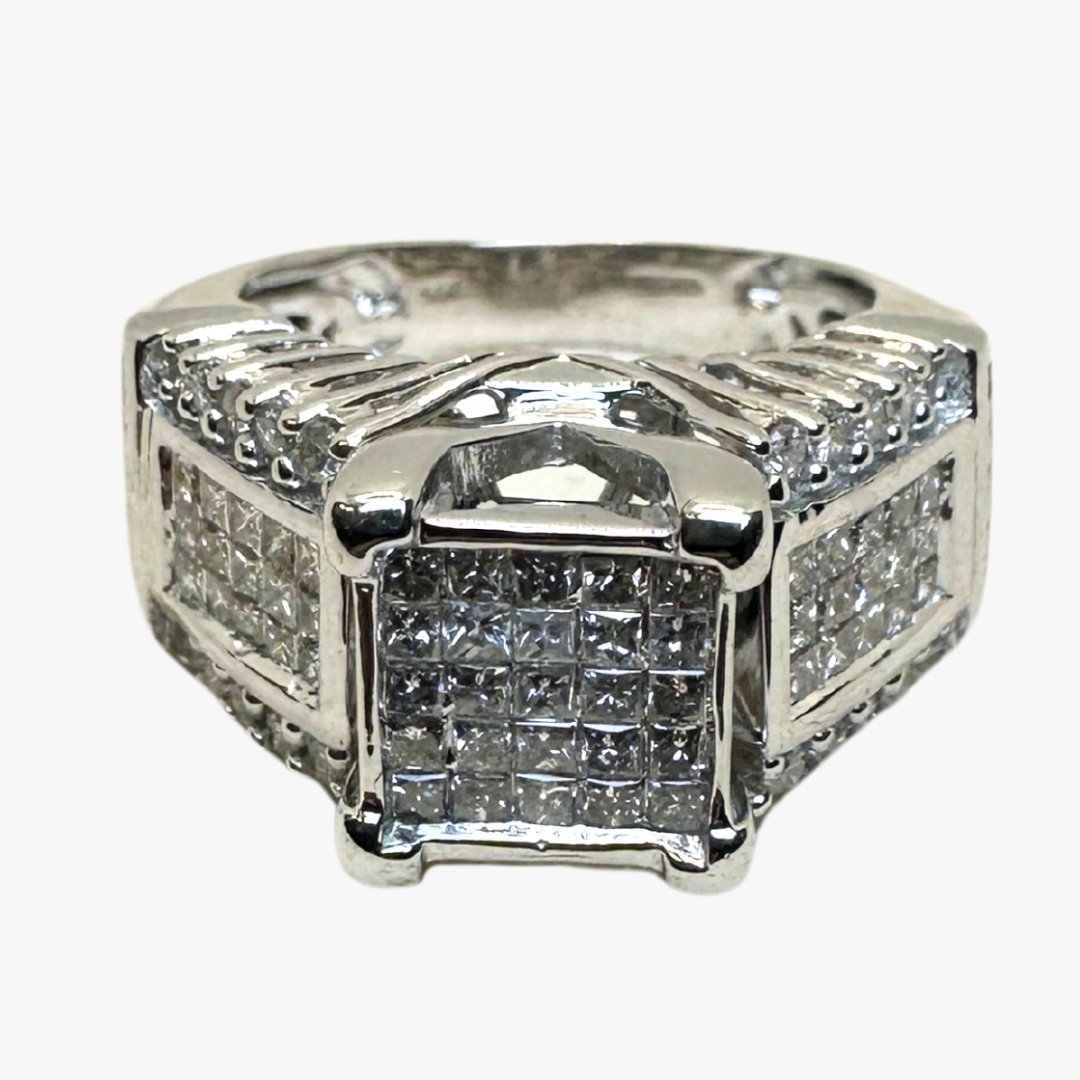 14ct White Gold Ring - Natural Diamonds - Size O 1/2 - Unisex