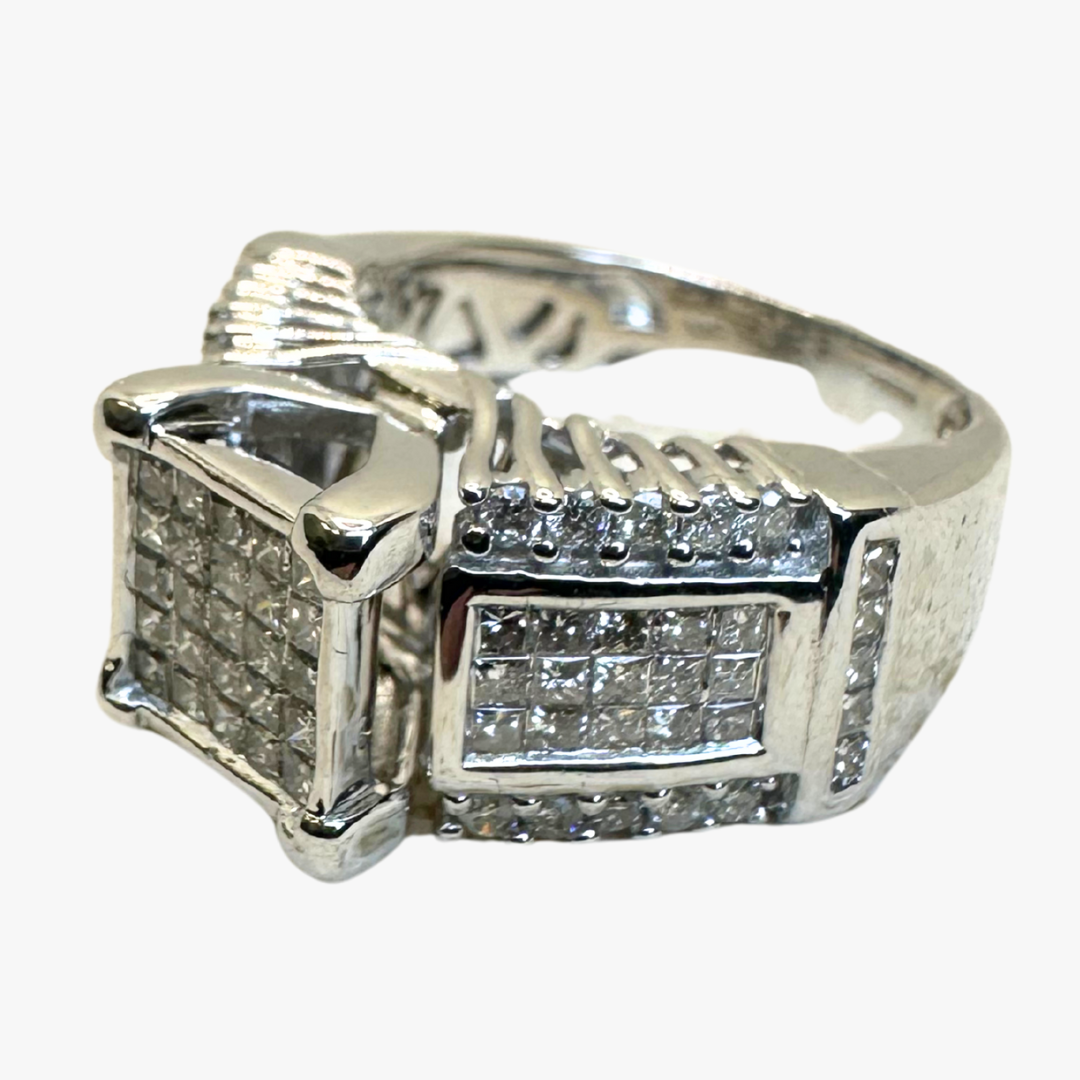 14ct White Gold Ring - Natural Diamonds - Size O 1/2 - Unisex