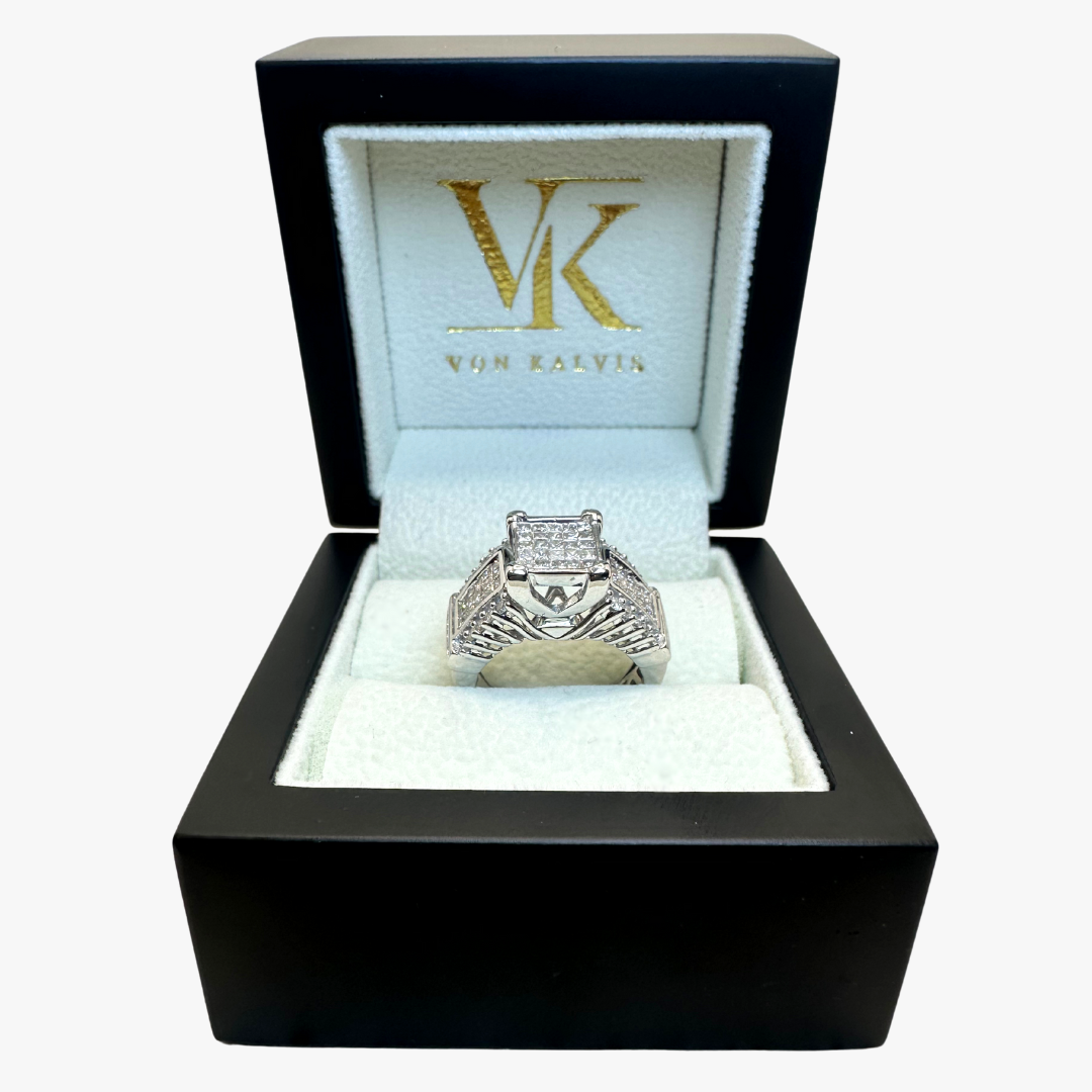 14ct White Gold Ring - Natural Diamonds - Size O 1/2 - Unisex