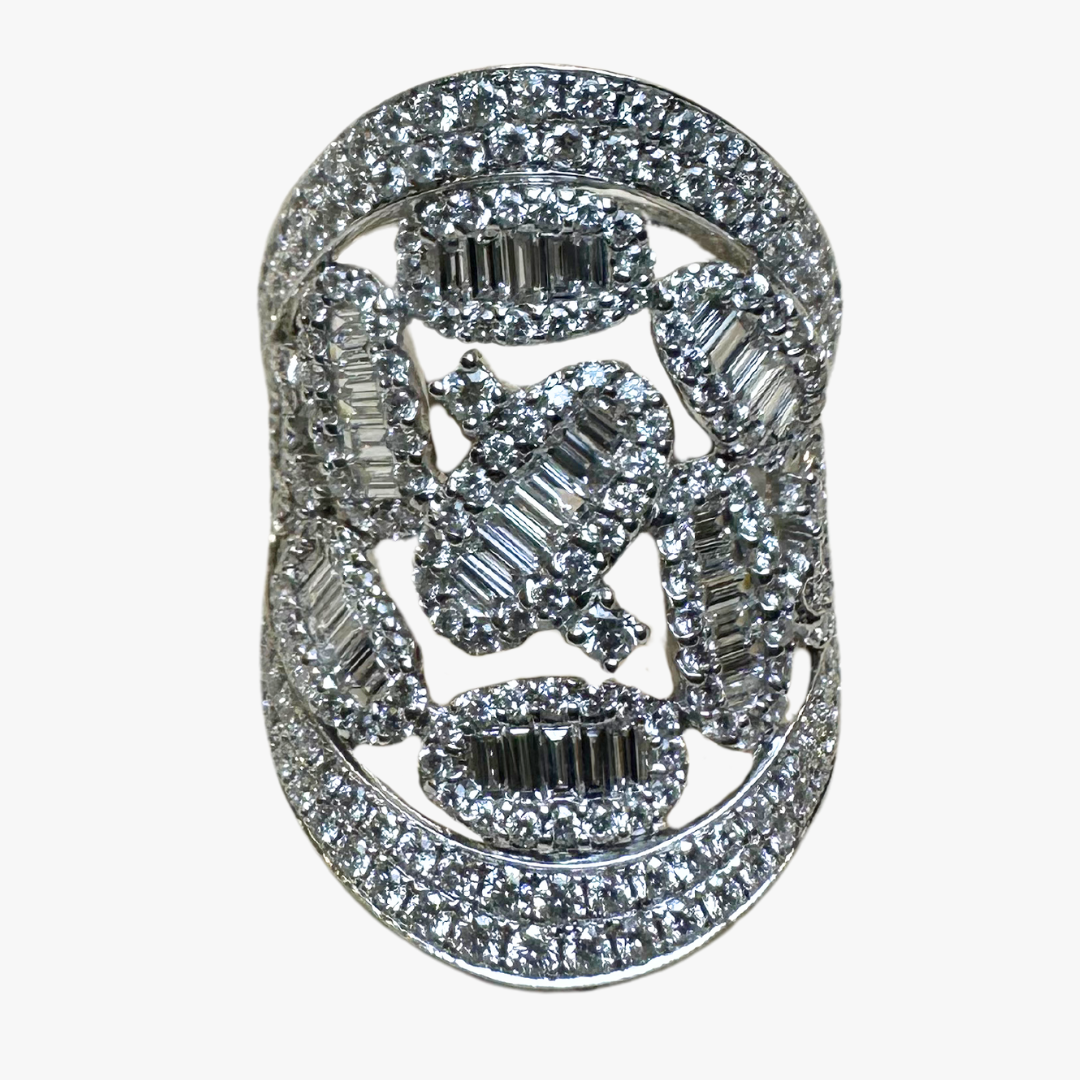 18ct White Gold Ring - Natural Diamonds - Size M - For Women