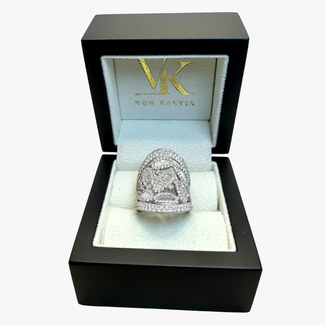 18ct White Gold Ring - Natural Diamonds - Size M - For Women