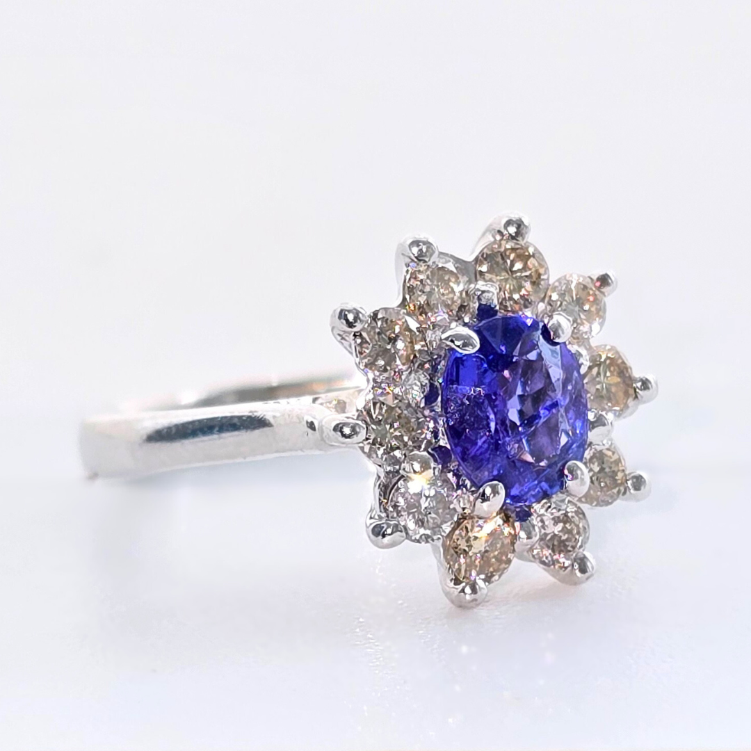 18kt White Gold Tanzanite & Diamond Ring