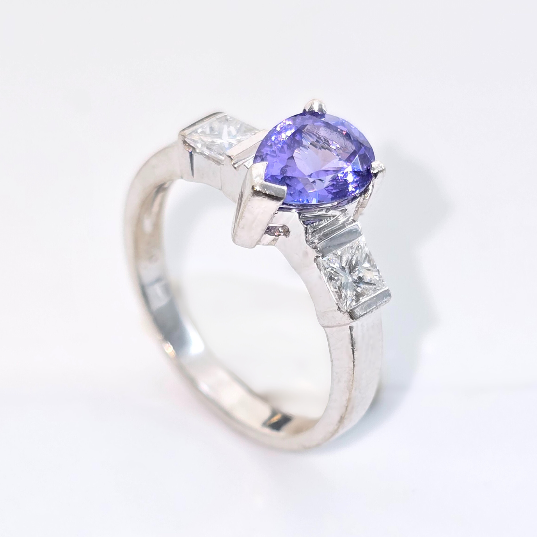 18kt White Gold Pear Cut Tanzanite & Diamond Ring 1.3tcw