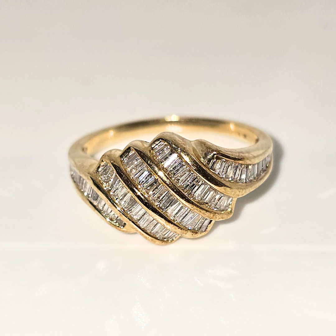Radiant 14kt Yellow Gold Diamond Ring 0.5cts Baguette Diamonds