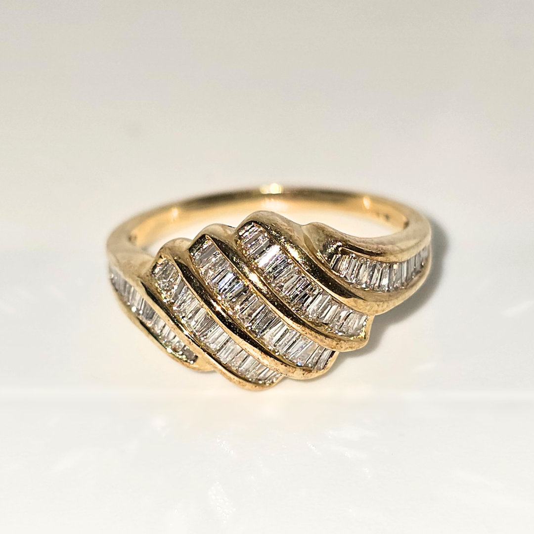 Radiant 14kt Yellow Gold Diamond Ring 0.5cts Baguette Diamonds