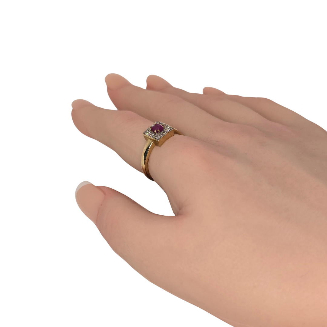 9kt Yellow Gold Ruby And Diamond Ring