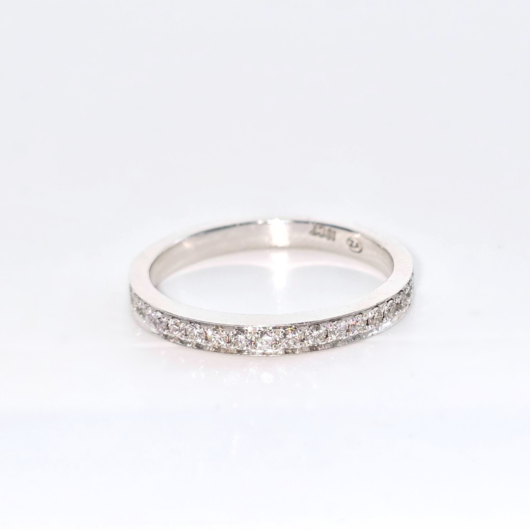 Women’s Diamond Band Ring in 18kt White Gold