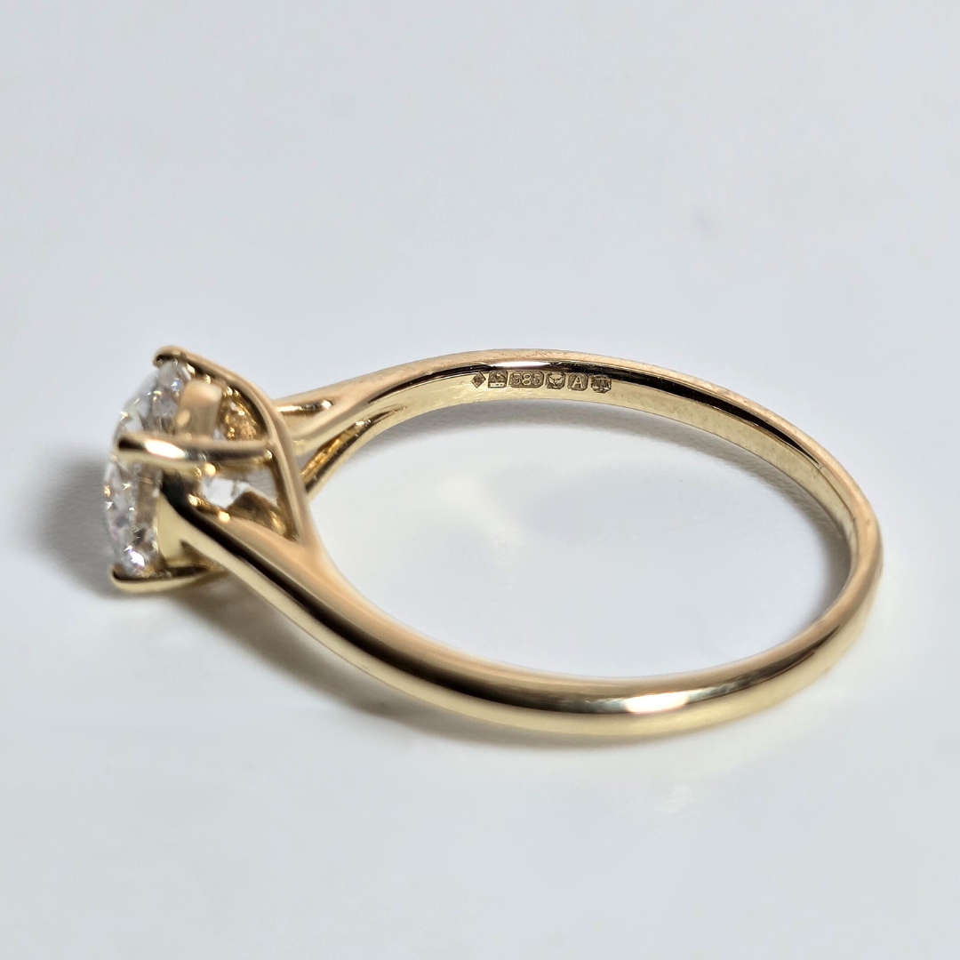 Round Brilliant 1.17ct Lab Created Diamond Solitaire Engagement Ring in 14ct Yellow Gold