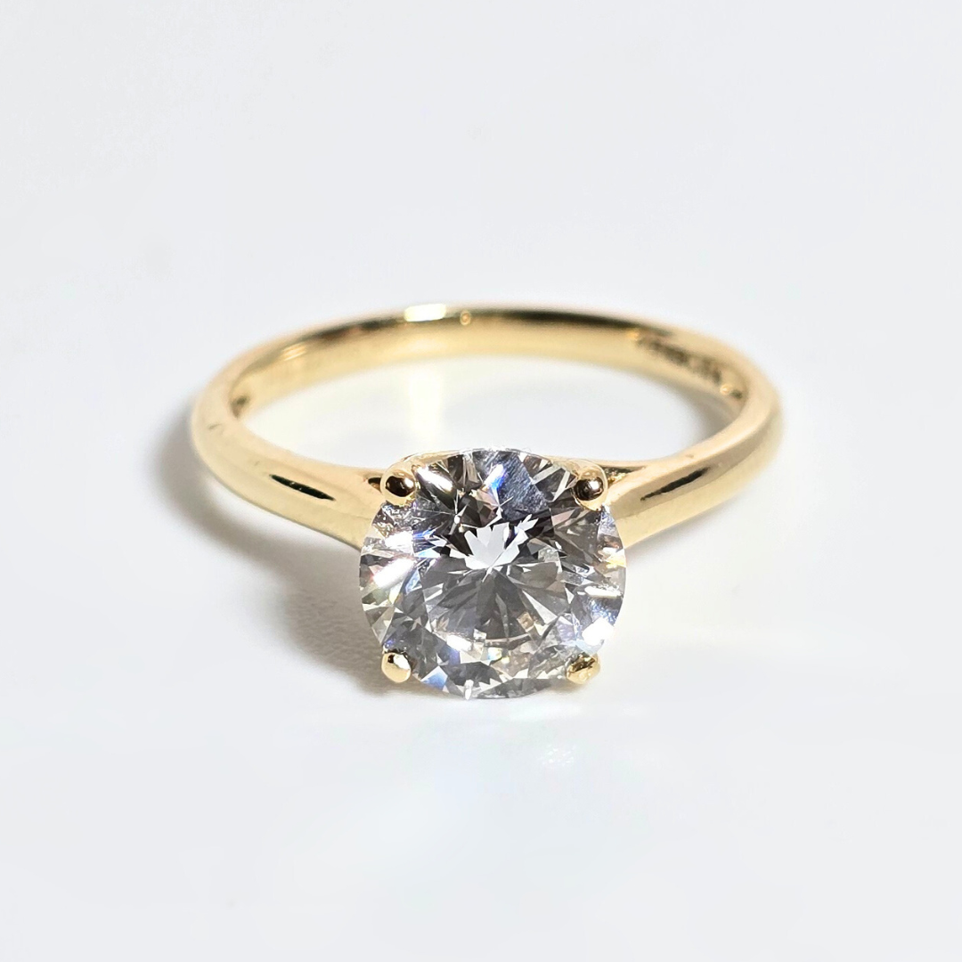 Round Brilliant 2ct Lab Created Diamond Solitaire Engagement Ring in 14ct Yellow Gold