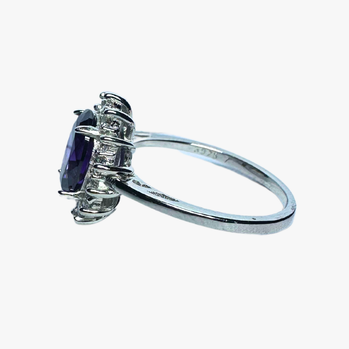 Classic Oval Halo Ring
