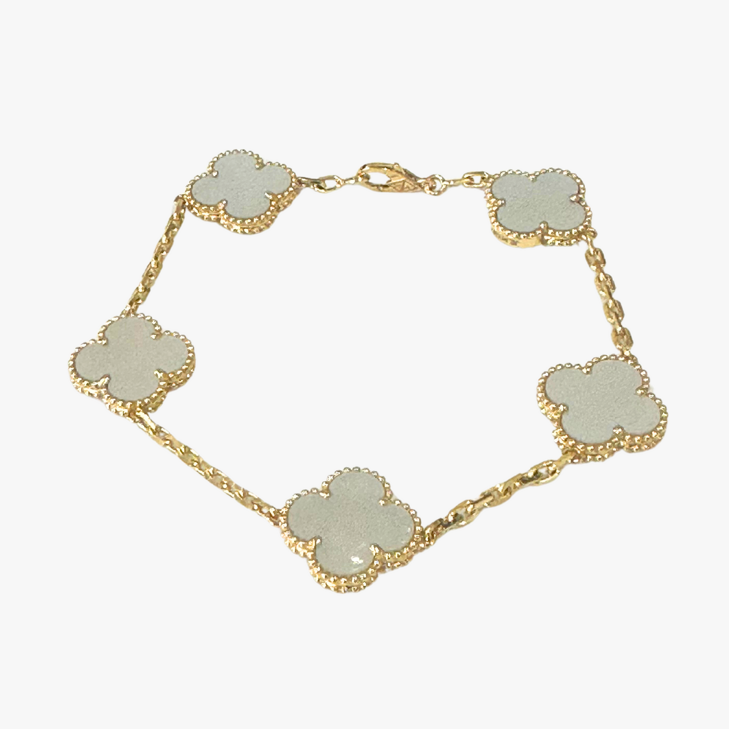 Mother of Pearl Clove Bracelet