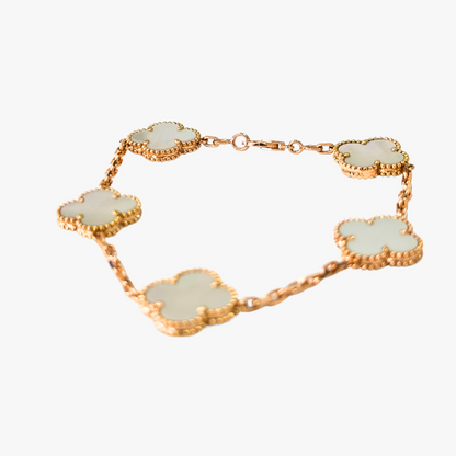 Mother of Pearl Clove Bracelet