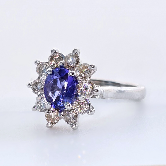 18kt White Gold Tanzanite & Diamond Ring