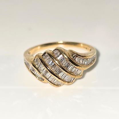 Radiant 14kt Yellow Gold Diamond Ring 0.5cts Baguette Diamonds