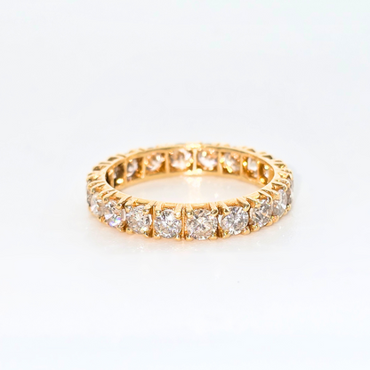 18kt Yellow Gold Round Diamond Eternity Ring