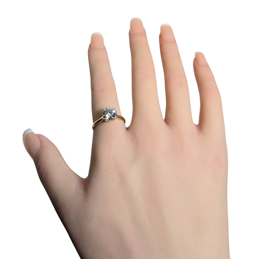 Round Brilliant 2ct Lab Created Diamond Solitaire Engagement Ring in 14ct Yellow Gold