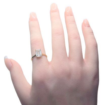 14Kt yellow Gold 2ct Emerald shape Solitaire Ring IGI Certified