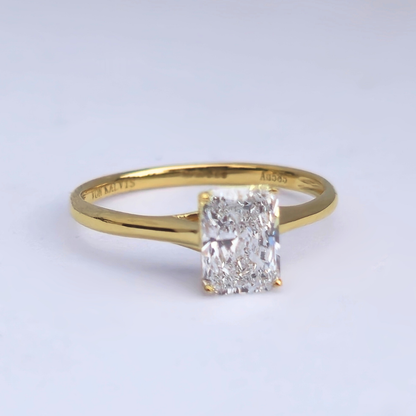 1.08ct Radiant Cut Lab-Grown Diamond Solitaire Ring – VS1 E Colour | 14ct Yellow Gold | IGI Certified