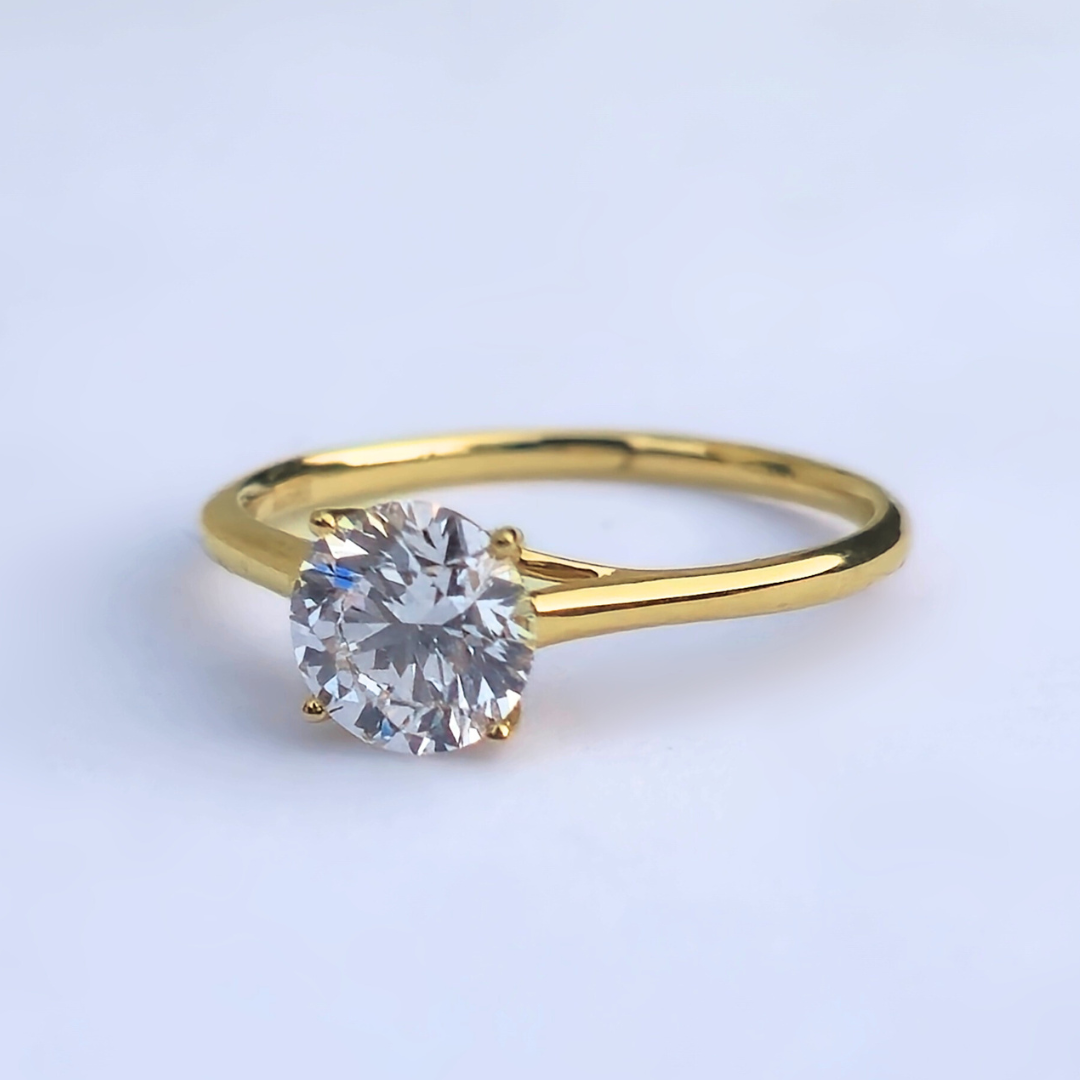 1.02ct Round Cut Lab-Grown Diamond Solitaire Ring – VS1 D Colour | 14ct Yellow Gold | IGI Certified