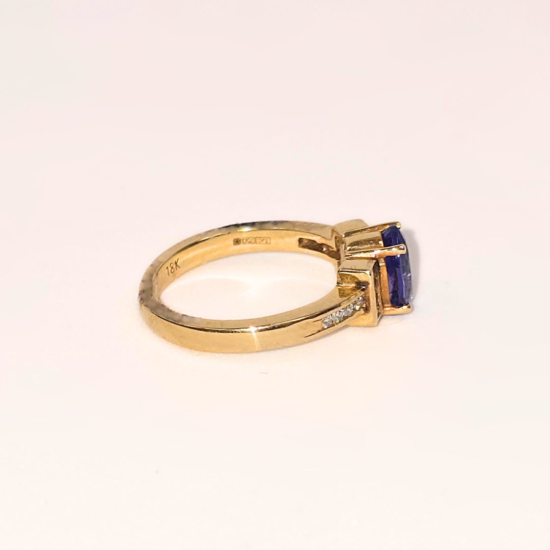 1.10ct Oval Natural Tanzanite & Diamond Ring in 18ct Yellow Gold