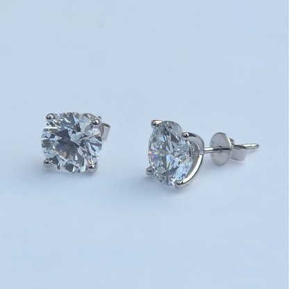 4.41ct round lab-grown diamond stud earrings in 18ct white gold, front view, F colour VVS2 clarity, IGI certified